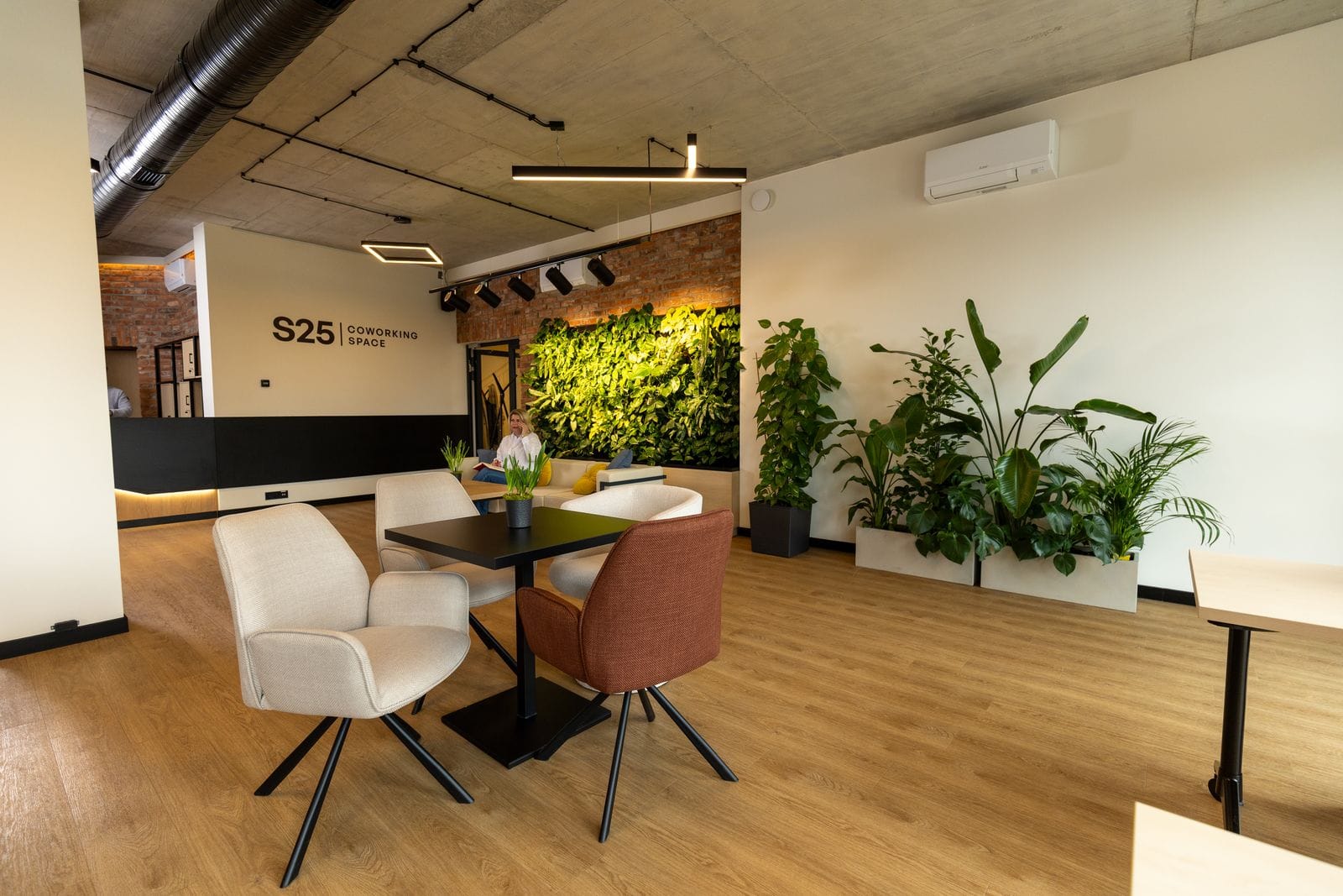 Przestrzeń coworkingowa Sienkiewicza25 w Kielcach